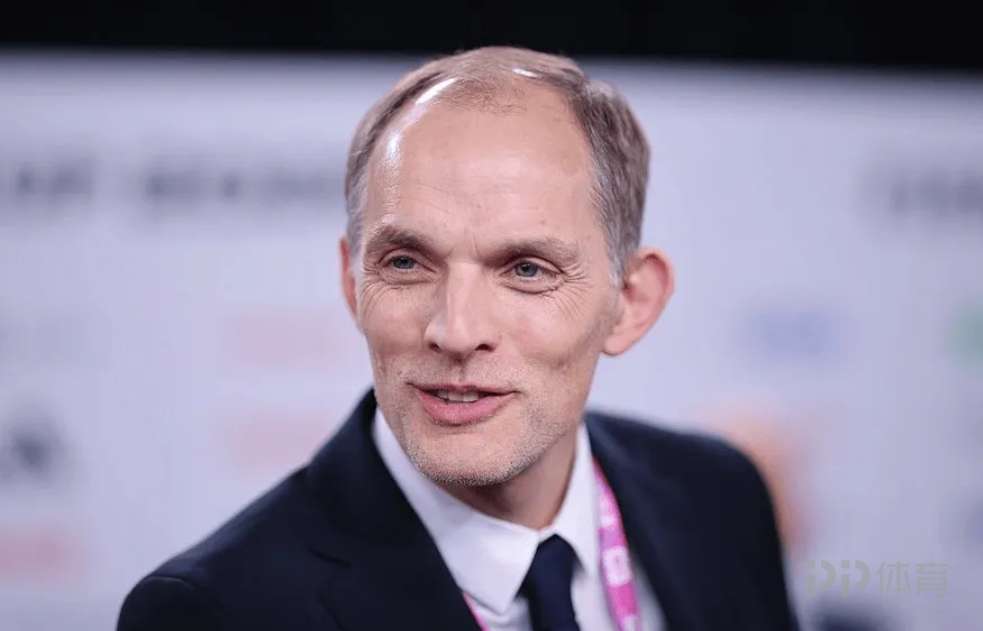 罗马诺：在请阿莫林前 曼联主帅名单上就有图赫尔和德泽尔比