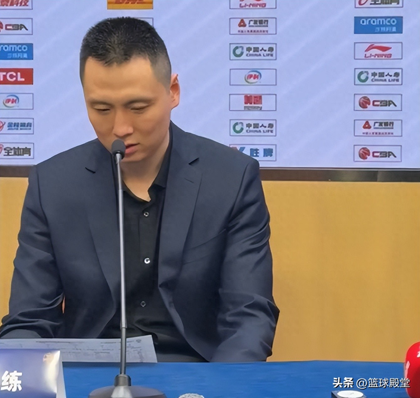胜四川发布会！卢伟不满状态寄语对手，古德温谈磨合，并现小插曲