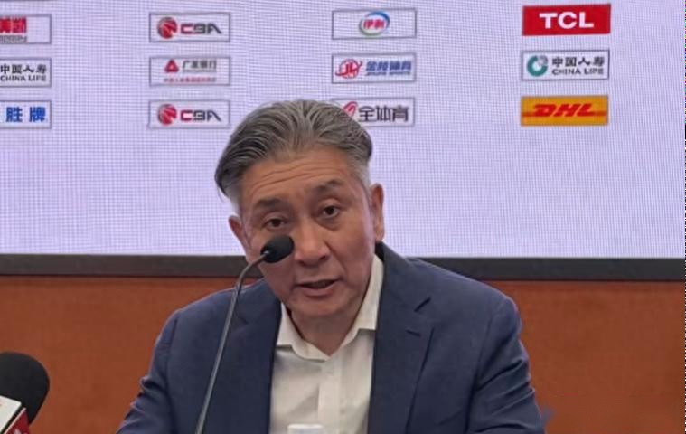 深圳胜山西发布会！郑永刚重提多人带伤肯定精神，贺希宁打服对手